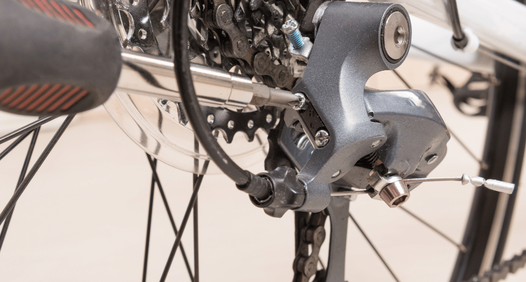 Rear Derailleur Adjustment Screws